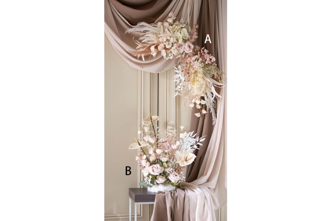 ニュアンスカラーの壁掛けアレンジ