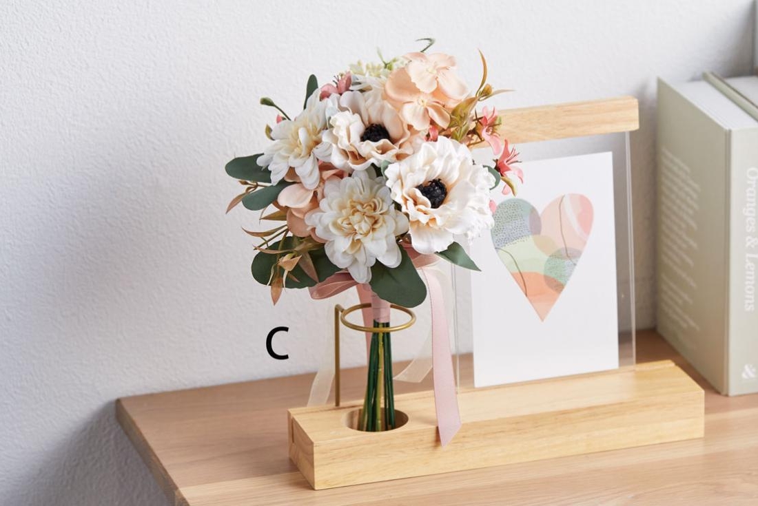 ミックスフラワーブーケとフレームスタンド